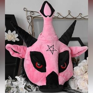 Killstar KREEPTURES Dark Lord Cushion (BUBBLEGUM)